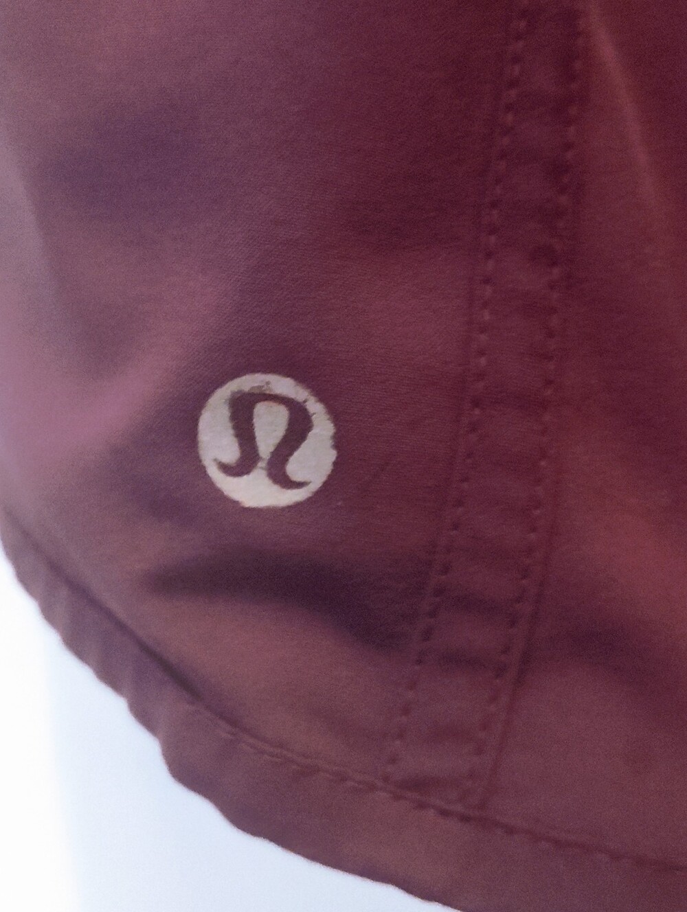 Lululemon Women's Maroon Merlot Burgundy Athletic Track Shorts | Lined | Sz 10 - Picture 5 of 6